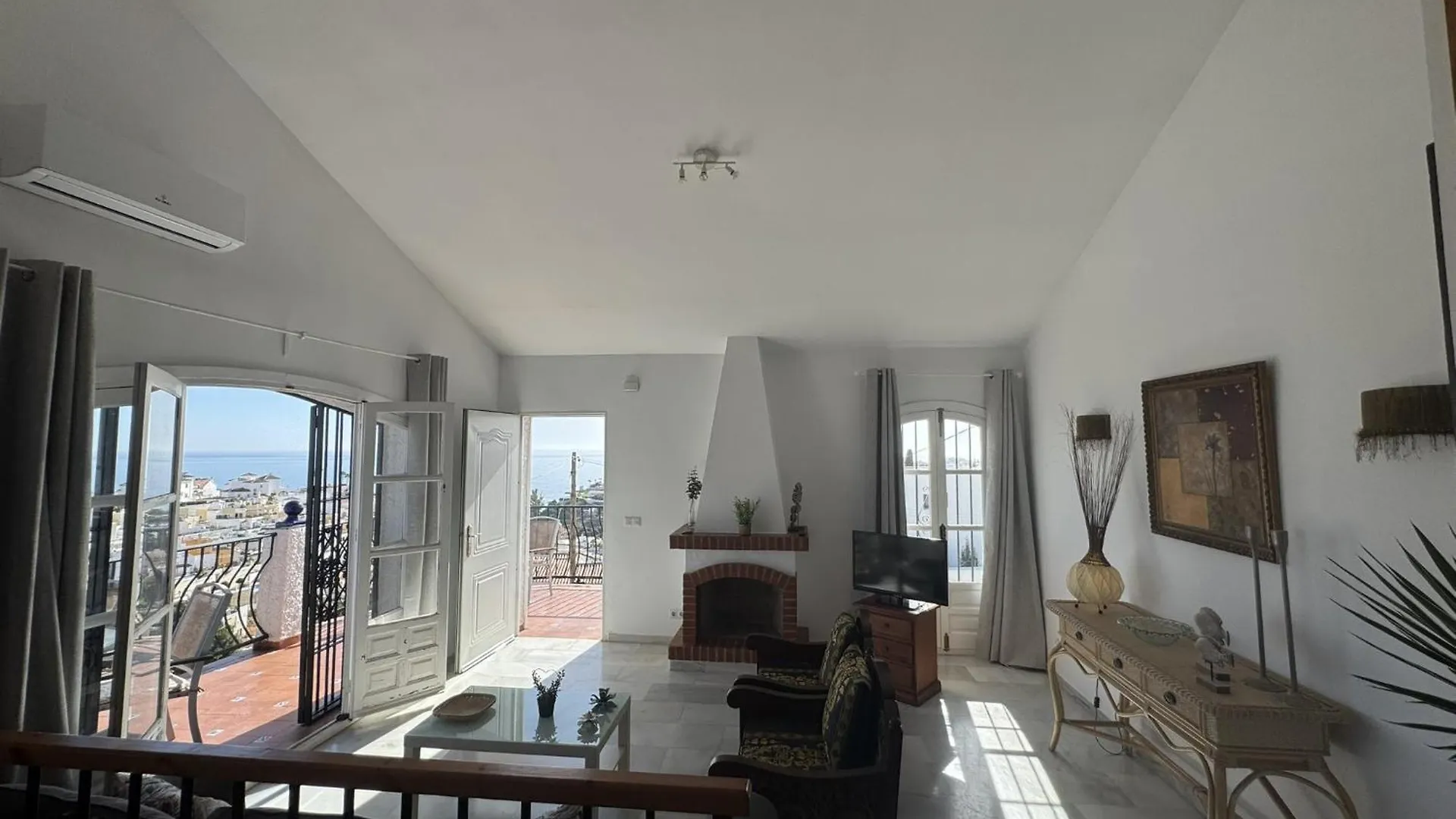 Nerja Paradise Rentals - Villa Alaymar